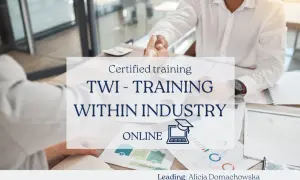 Certyfikowany kurs TWI - Training Within Industry online. Dwie osoby ściskają sobie dłonie, symbolizując współpracę i rozwój.