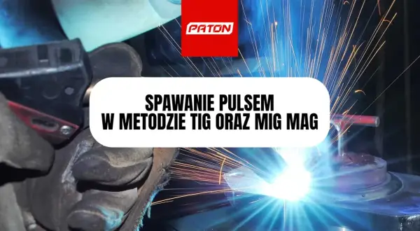 Spawanie pulsem w metodzie TIG i MIG MAG. Iskry sypią się z palnika, tworząc jasny łuk.
